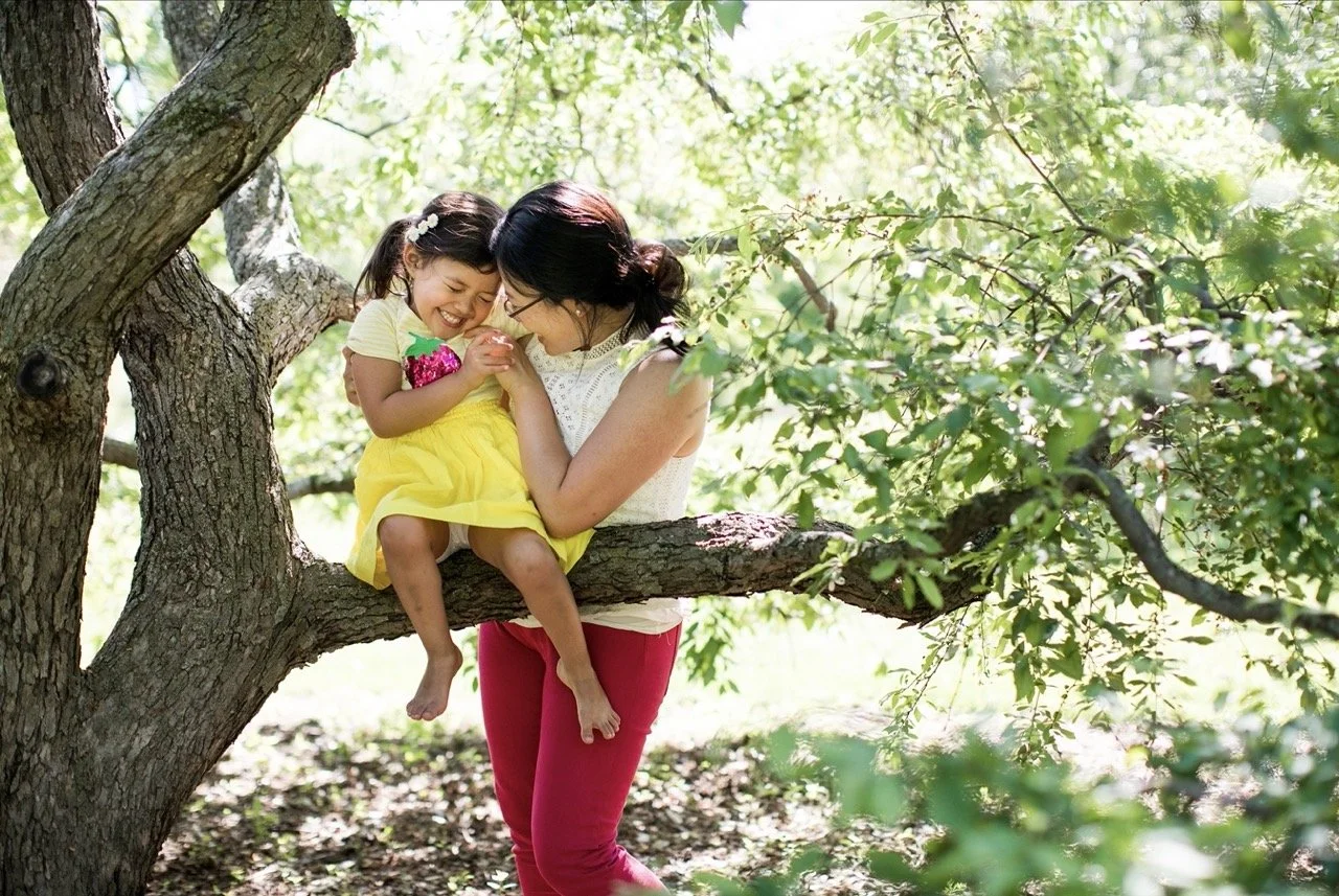 MaureenCassidy-LucysFamilyPhotos04 Large.jpeg