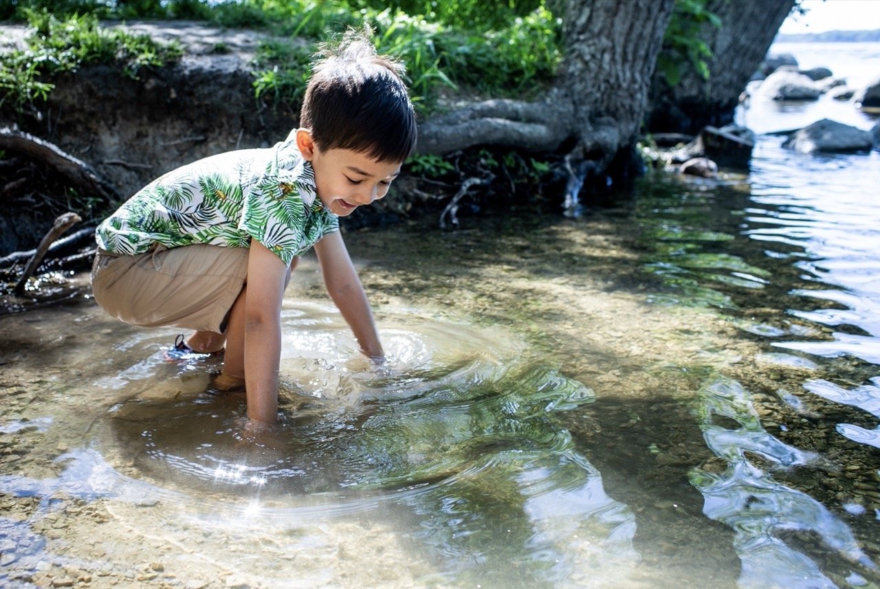 MaureenCassidy-LucysFamilyPhotos06 Large.jpeg
