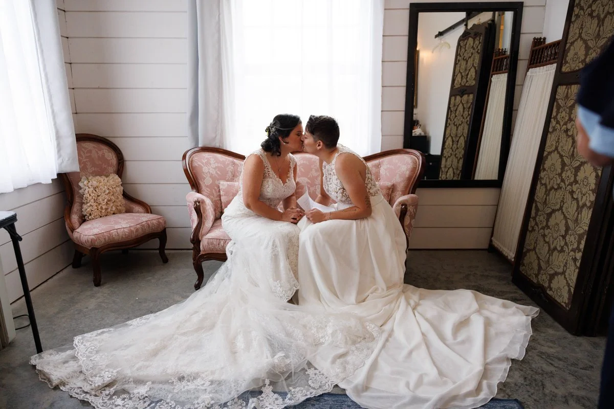 WEDDING_PHOTOGRAPHY_Madison_Wisconsin-129.jpg