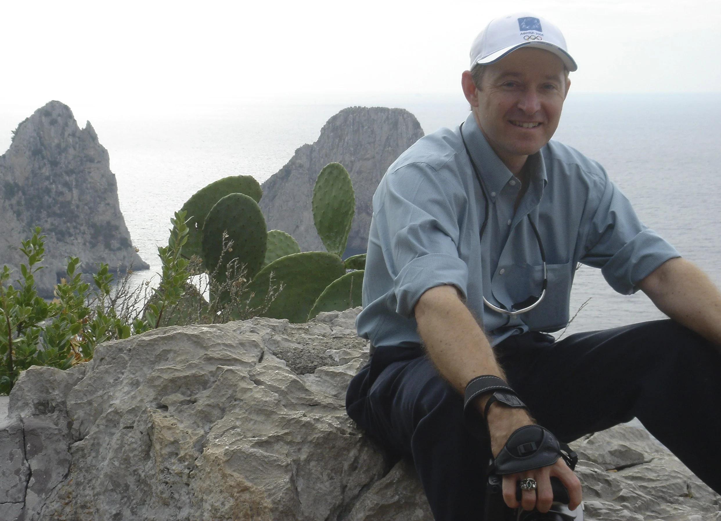 Artist Photo_cropped.jpg