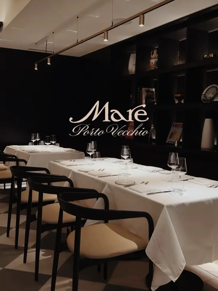 Grateful to have styled this latest project @mareportovecchio for my lovely Montreal clients @novantunohospitality ~ a space brought to life in collaboration with the talented team at @sidlee_architecture and @citizenatelier. 

It was an honour to he