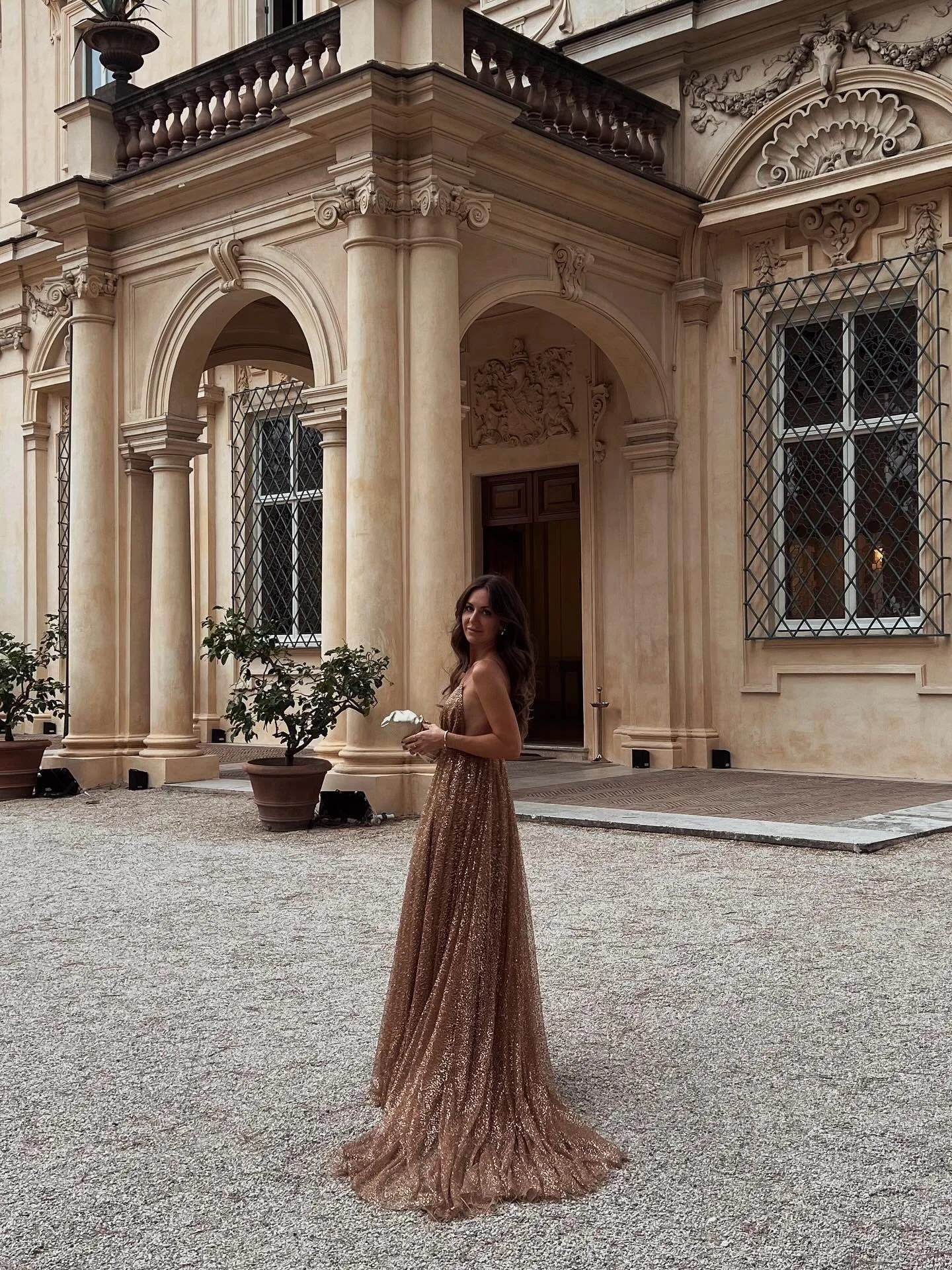 Villa Aurelia gave us the dreamiest backdrop with its stunning baroque architecture and luscious Italian gardens.

@valeriastva and @artemkonty gave us the most gorgeous party full of love and magic. Truly an unforgettable wedding ✨