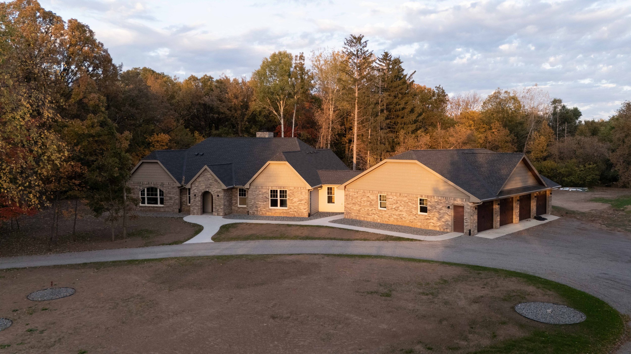 DJI_20241012181735_0032_D.jpg