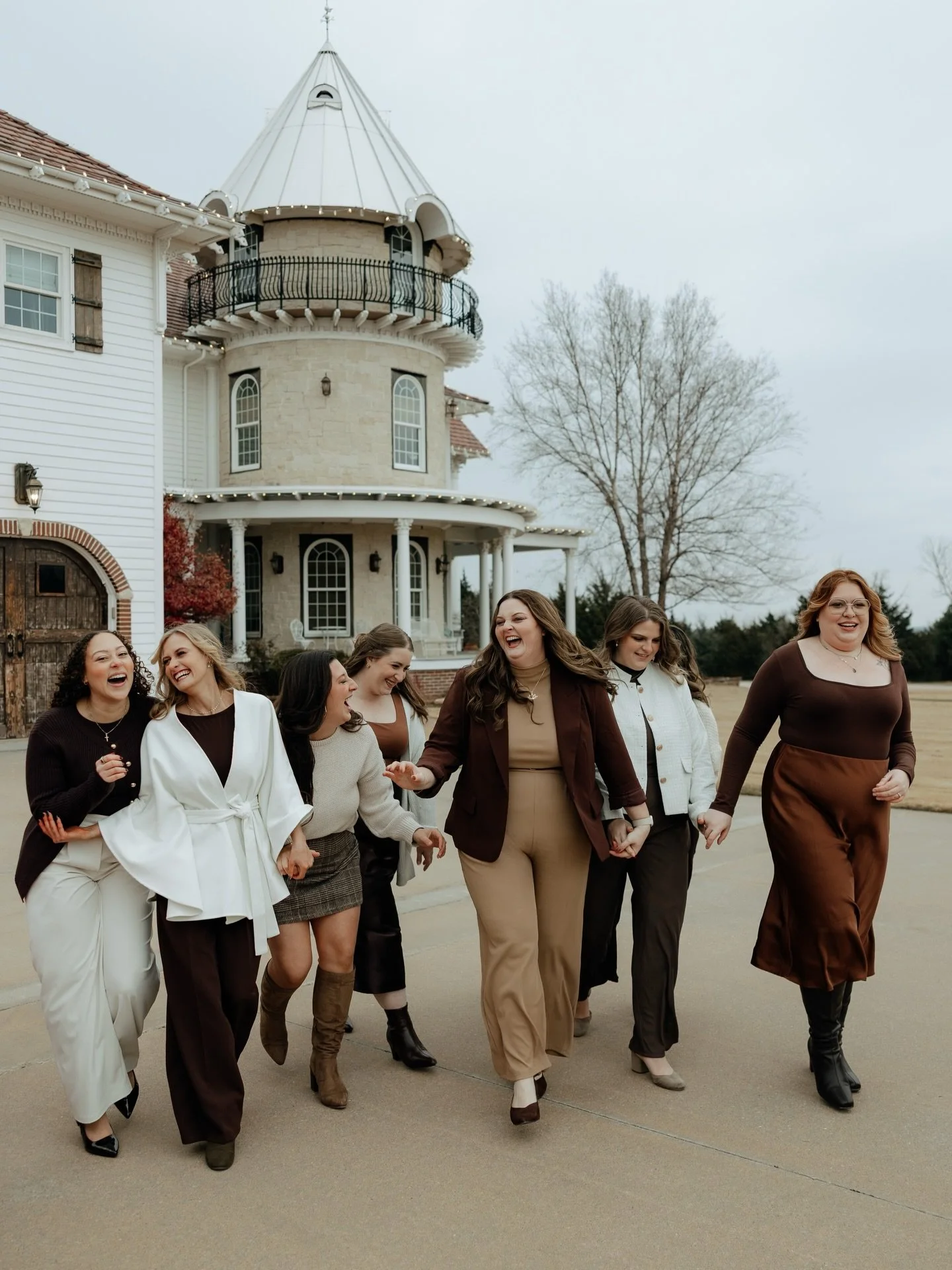 Stepping into 2026 with full hearts, busy calendars &amp; excitement for what&rsquo;s ahead!

Dates are booking quickly &amp; we would love to be a part of your celebration!

Inquire now to save your date 🫶