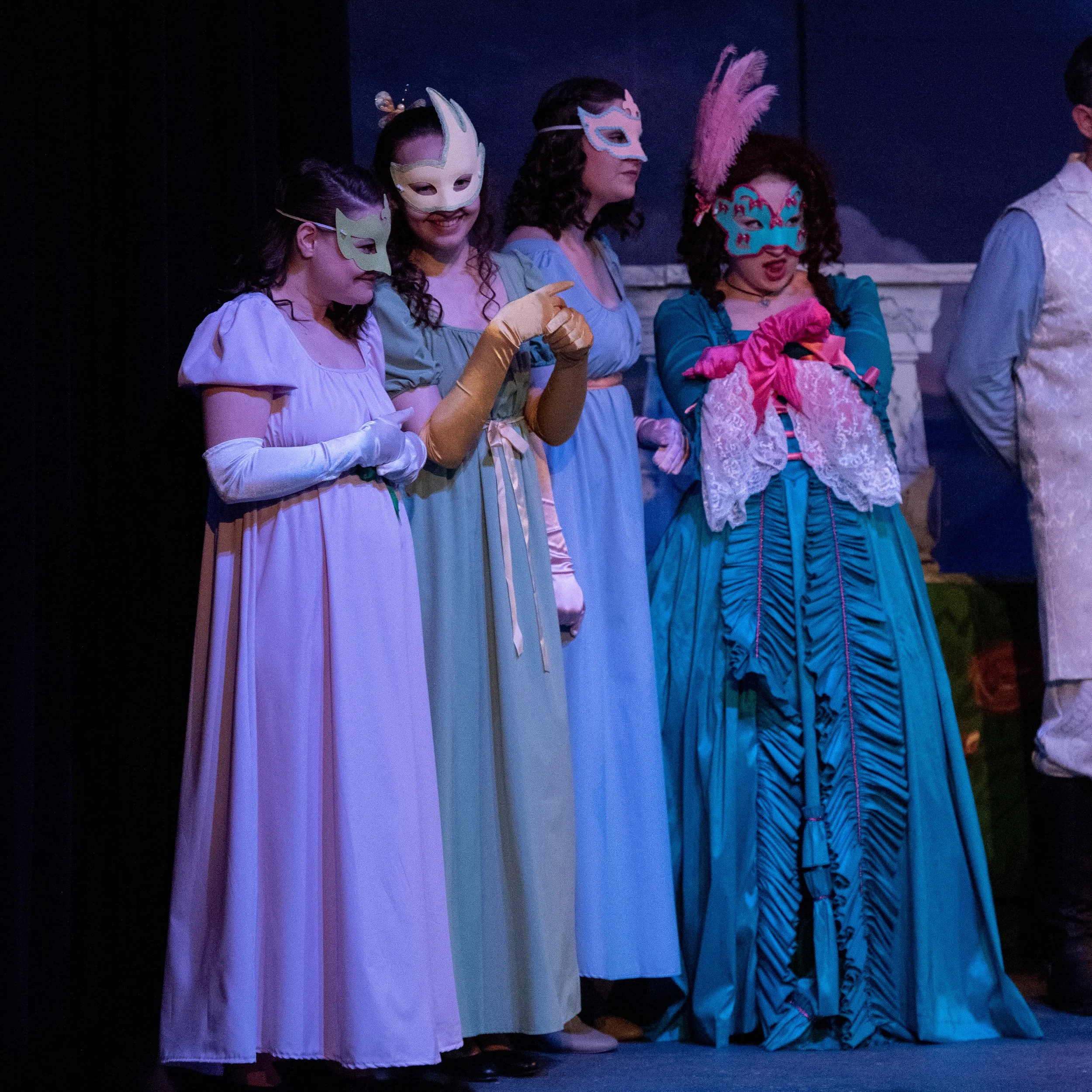 2023.5.27 cinderella performance llh-320.jpg