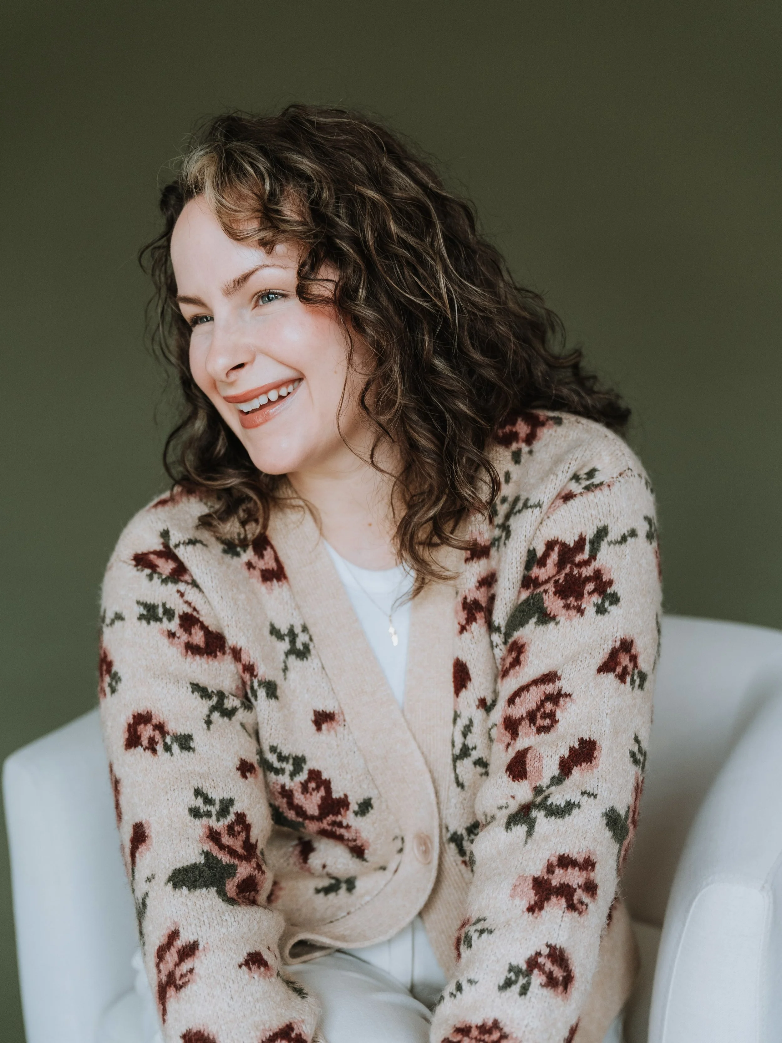 Happy release day, @emilyvondy!! 📚

So proud of you and all the love you&rsquo;ve poured into writing this beautiful children&rsquo;s book! I love that it connects not only with little ones but with parents, too. 

Thank you for trusting me to captu