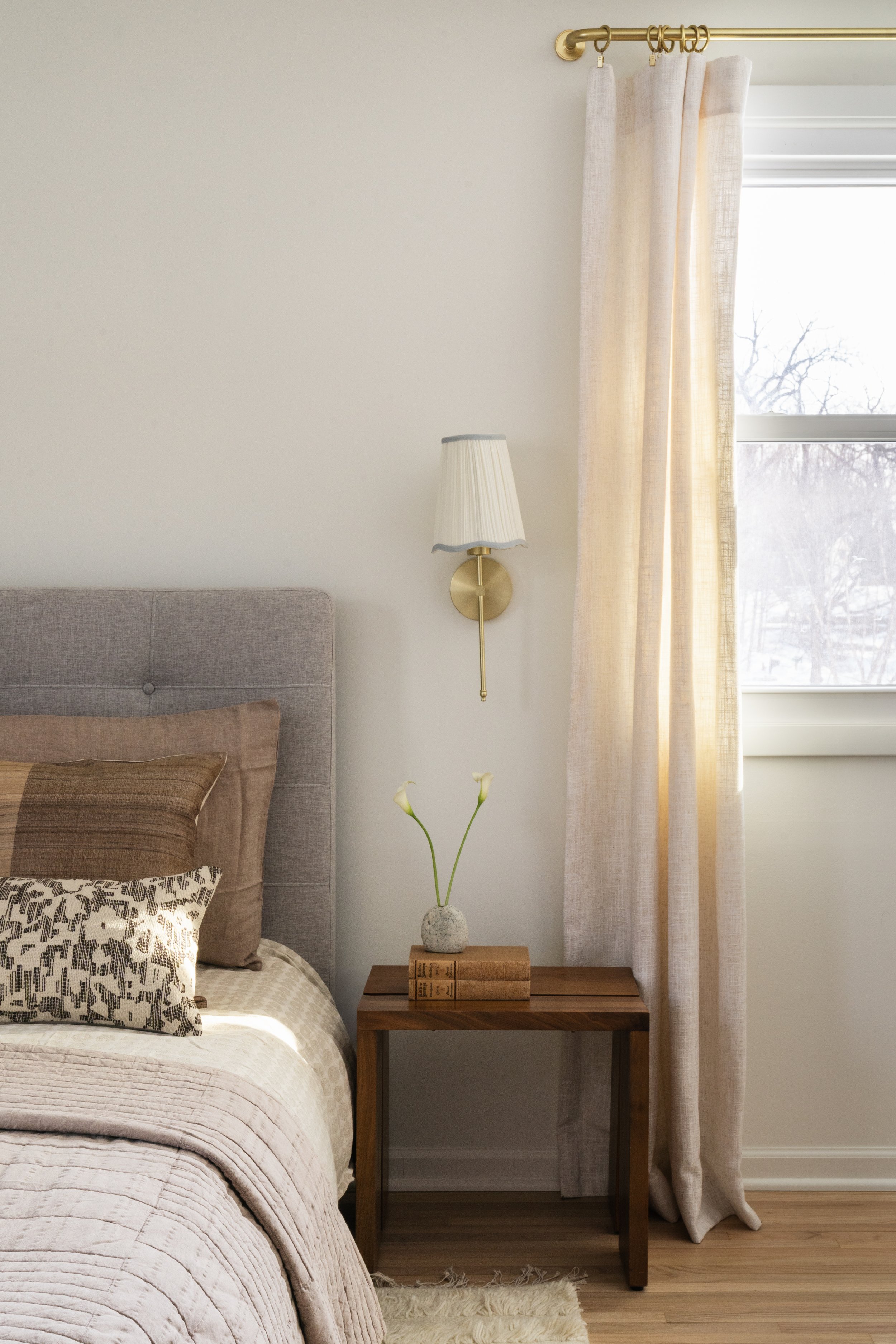 primary-bedroom-interior-photographer-mn.jpg