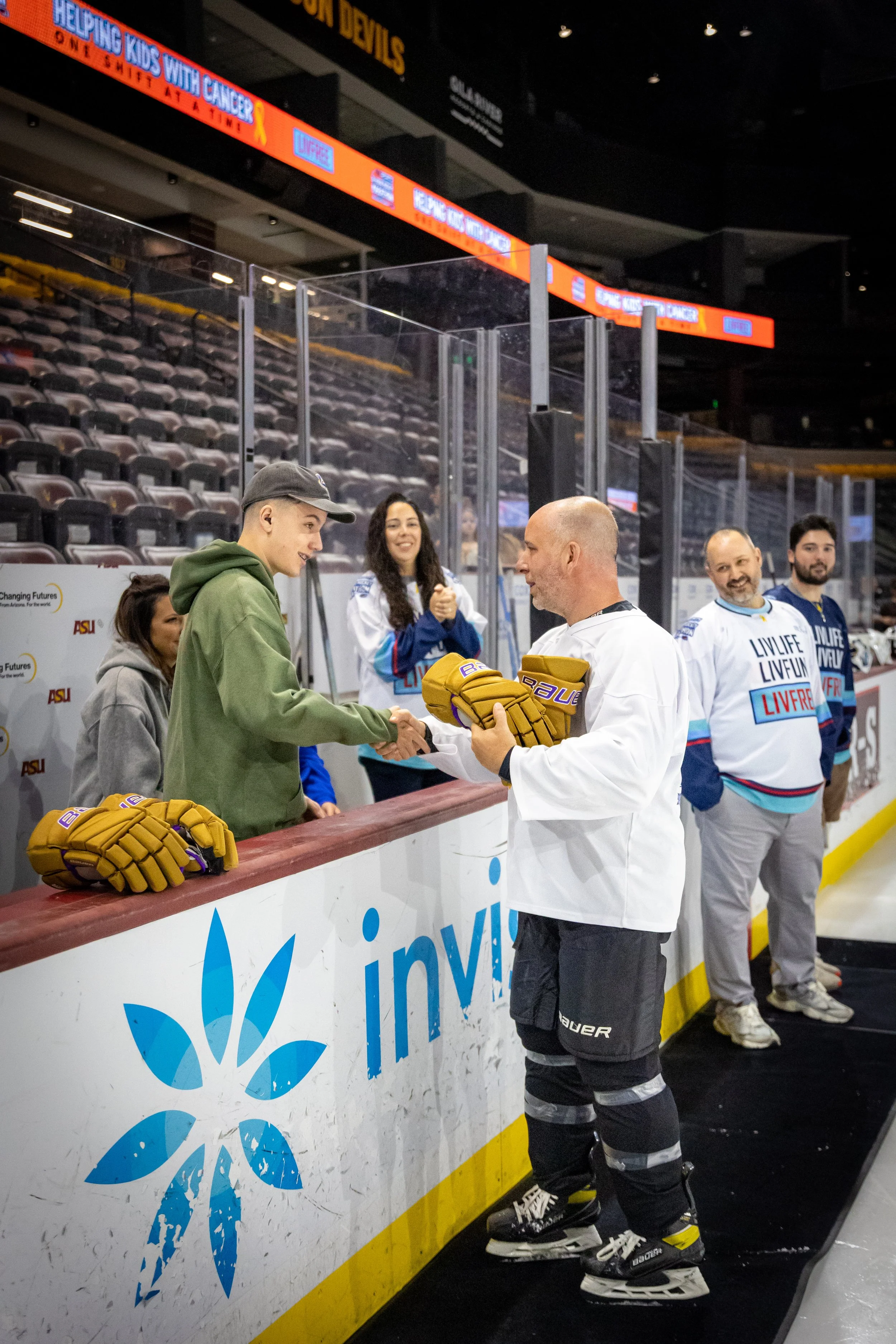 Arizona-24 Hr Hockey-Gold Glove-Top Fundraisers.jpg