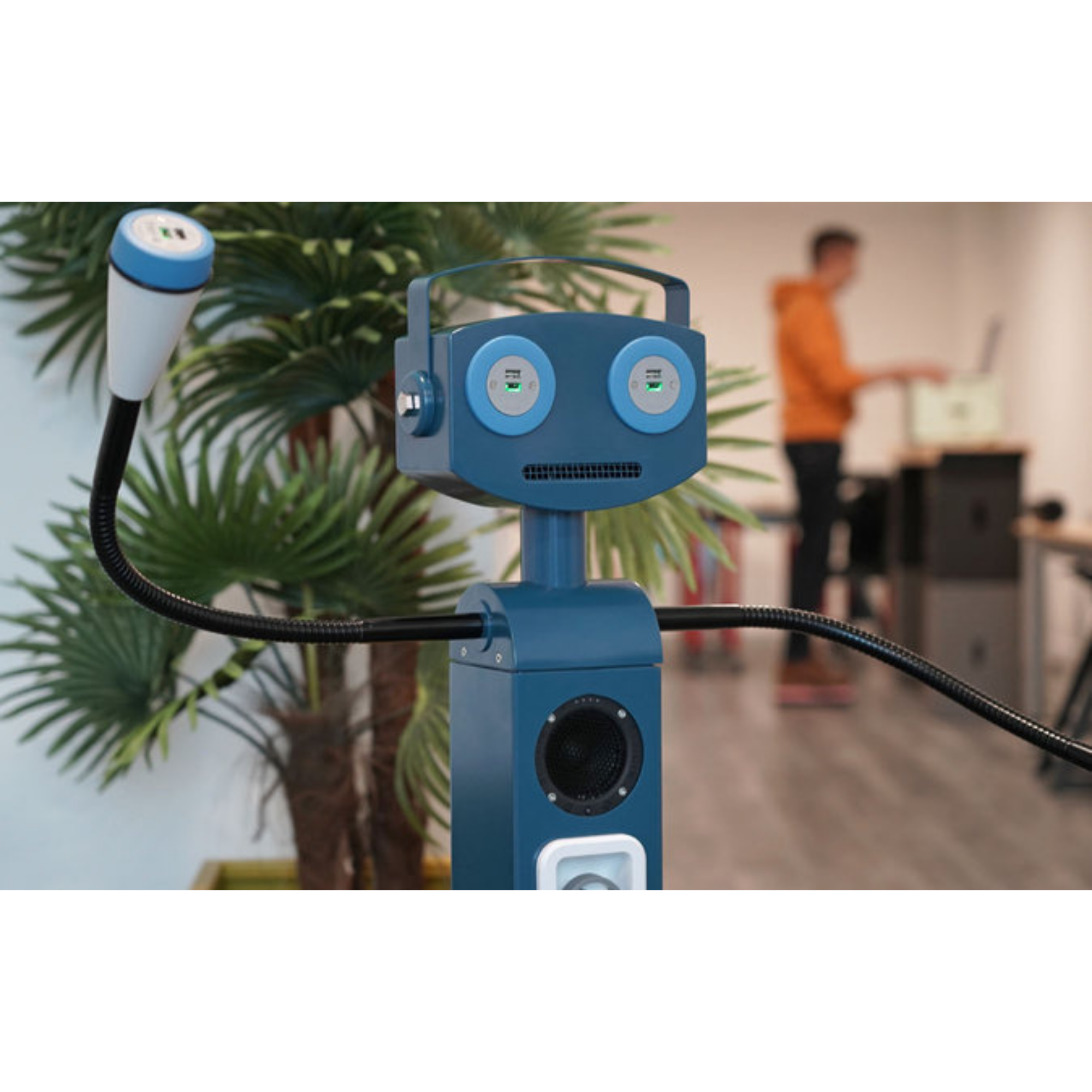 JuiceBot blue in room.png