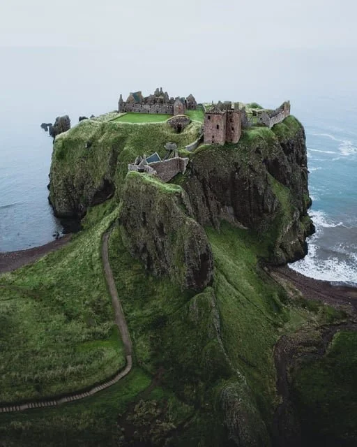 Dunnottar Castle on its sea cliff