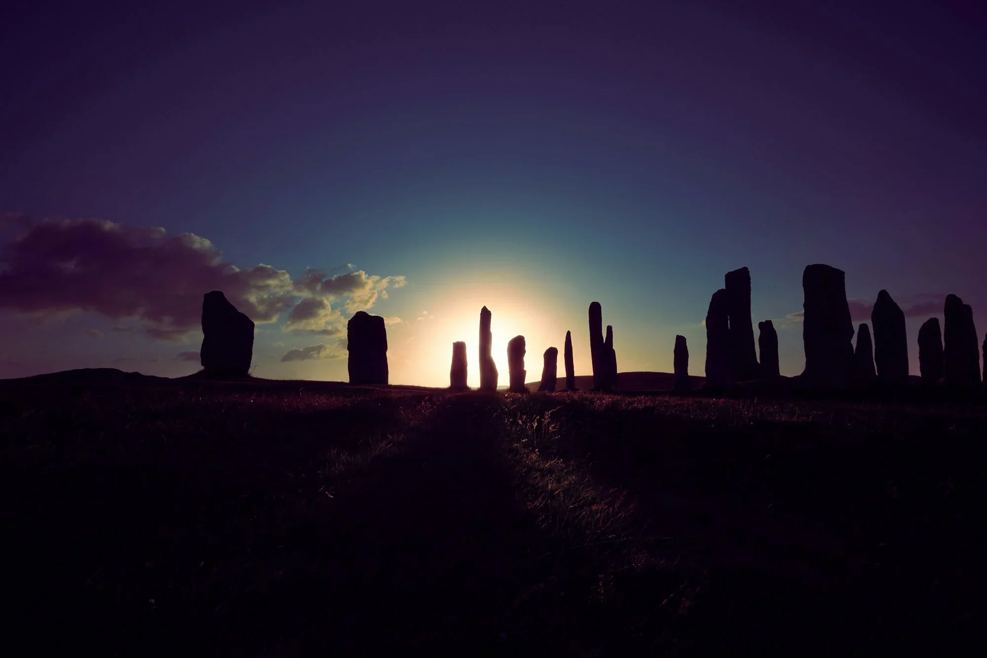 calanais-standing-stones.webp