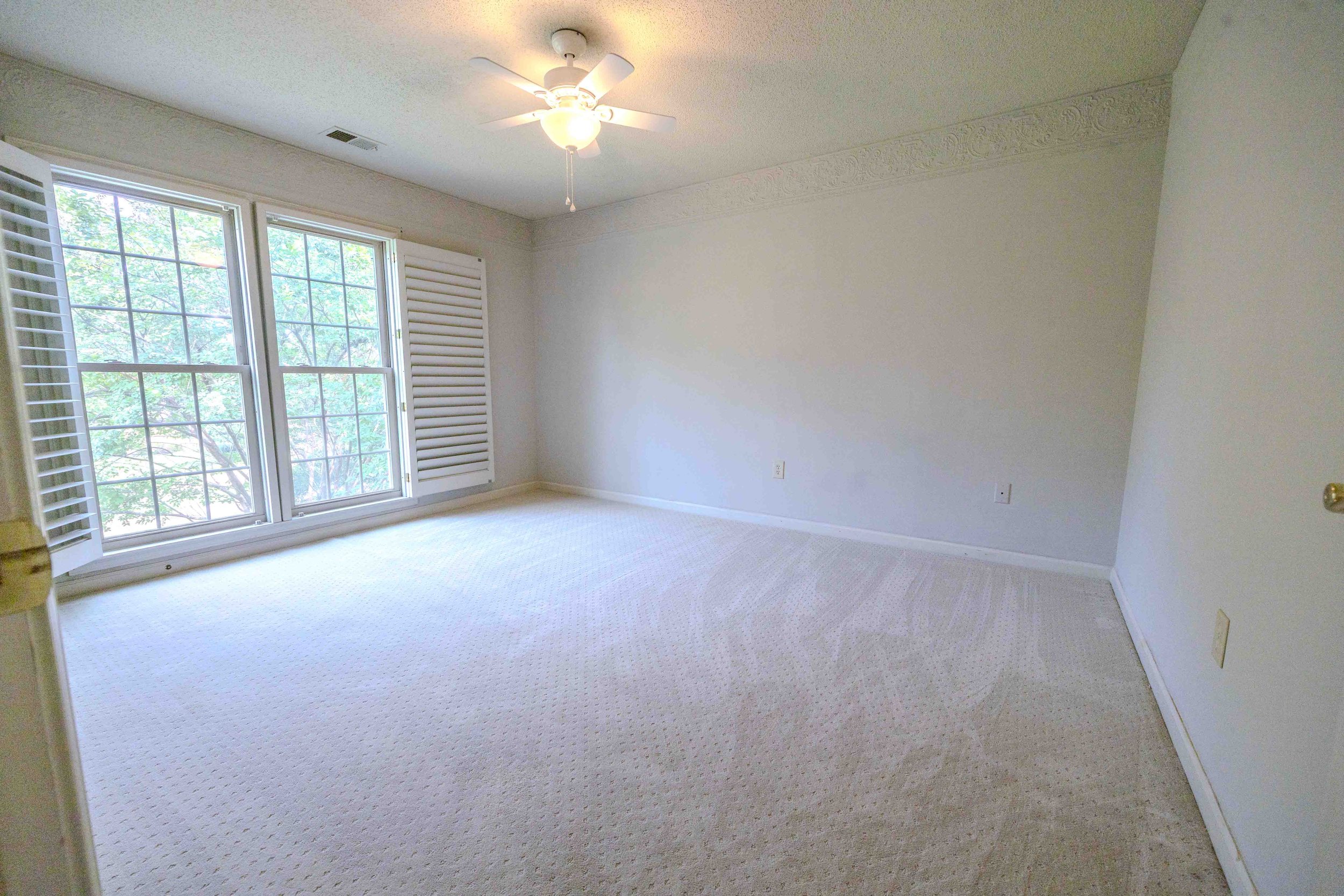 Bedroom2jpg.jpg