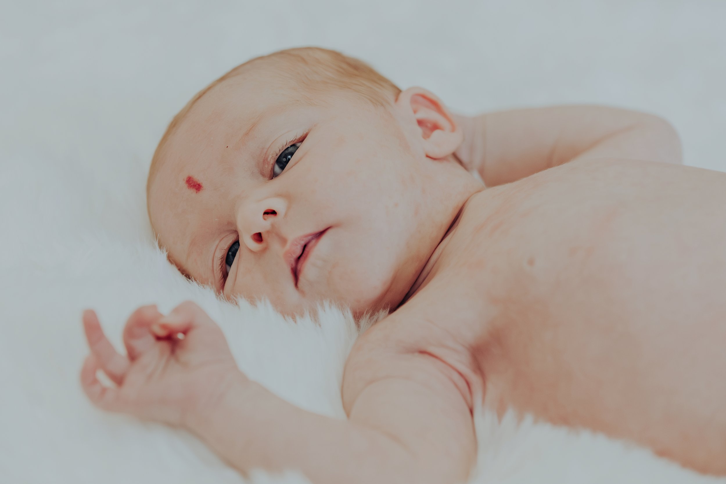 Rowan's New Born Shoot-19.jpg