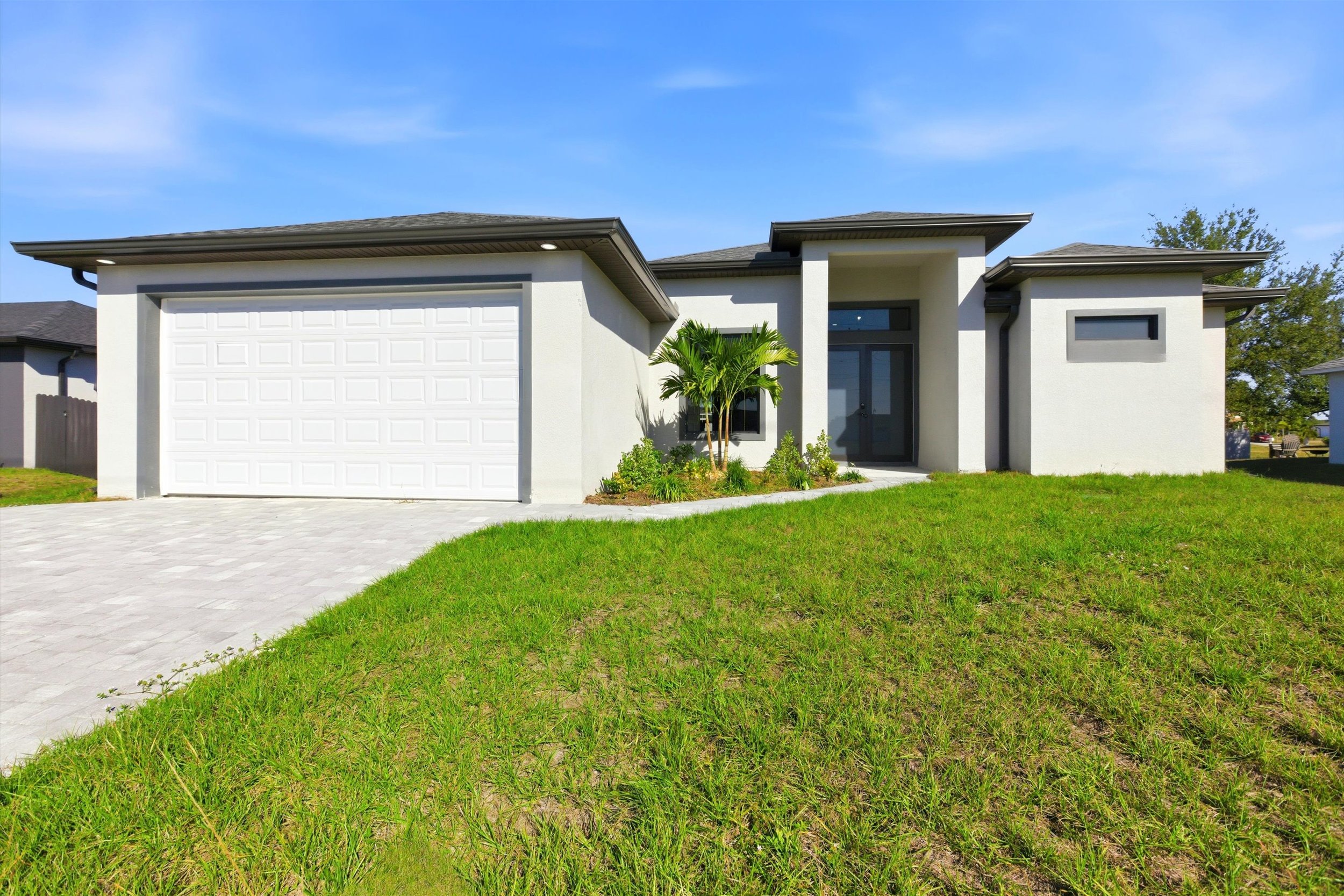 131 Kismet Pkwy E Cape Coral, FL 33909