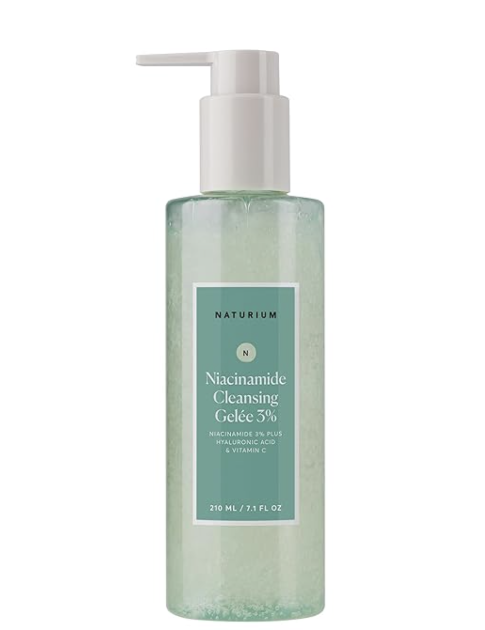 Naturium Niacinamide Cleansing Gelée for men, an essence-like facial cleanser designed to target hyperpigmentation and uneven skin tone.