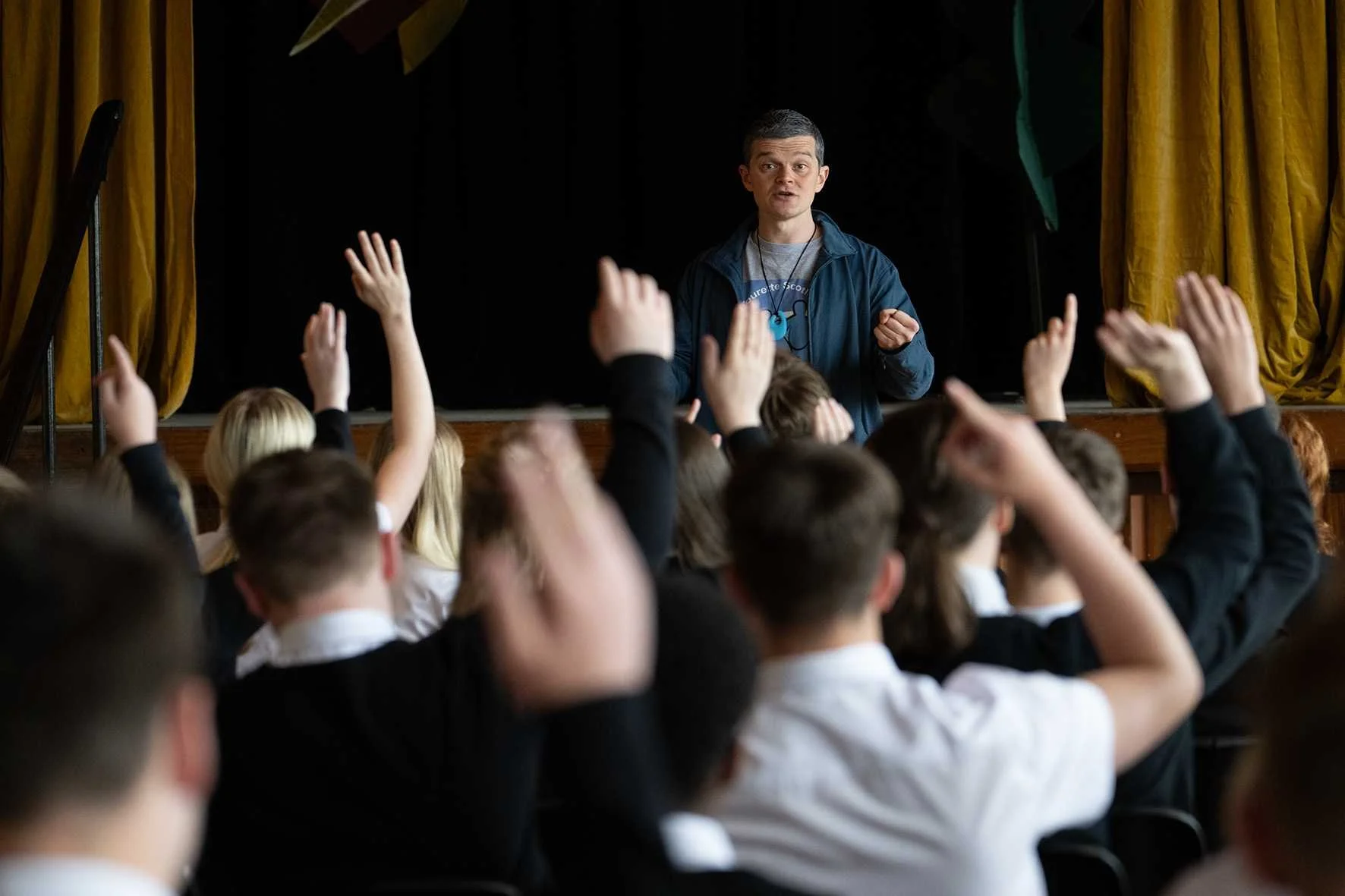 Δυστυχώς Βρίζω (1).jpg