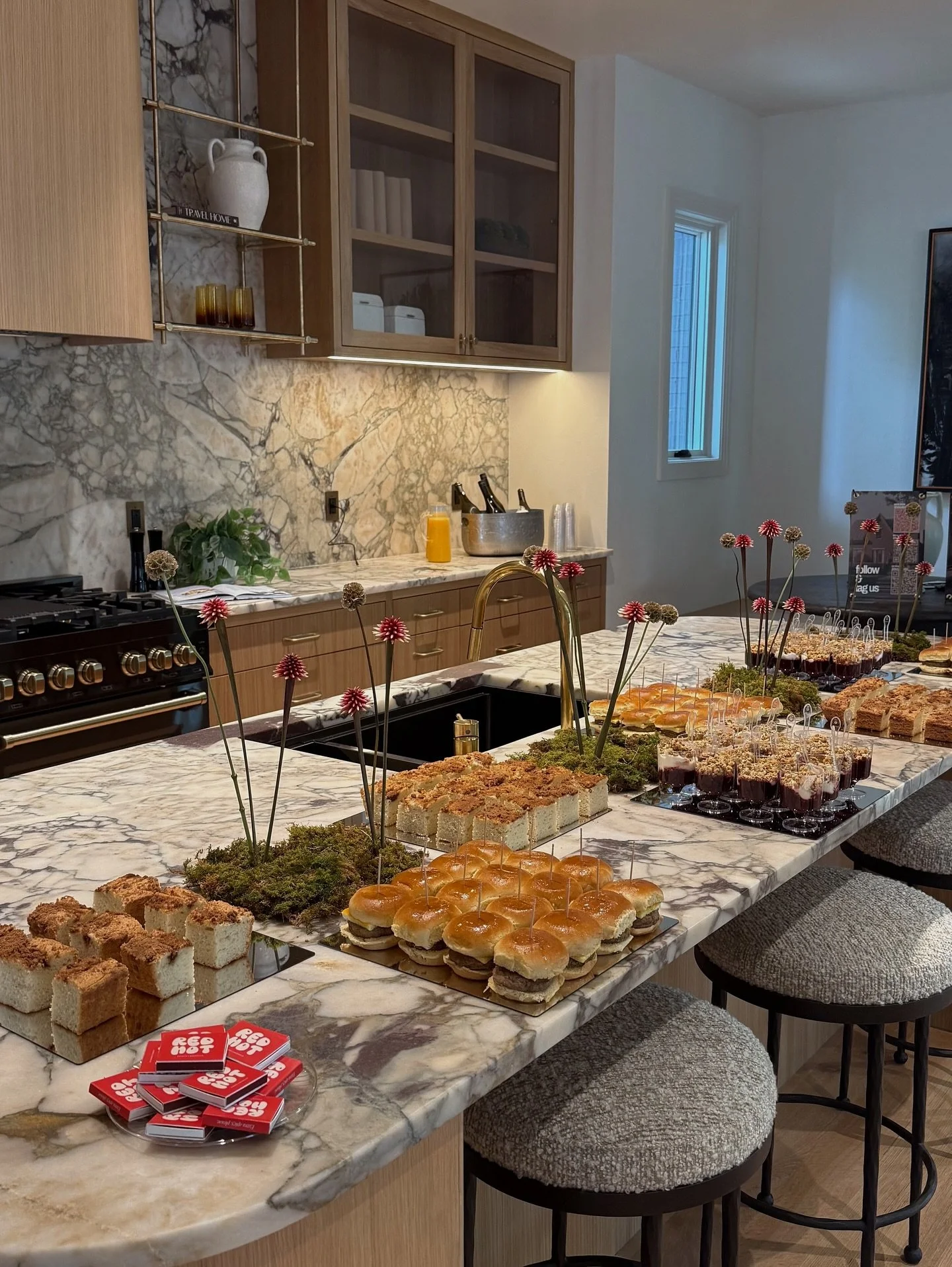 POV: you hired Red Hot to do your broker open

#nashvilleeventplanner #luxuryevents #brokeropen
