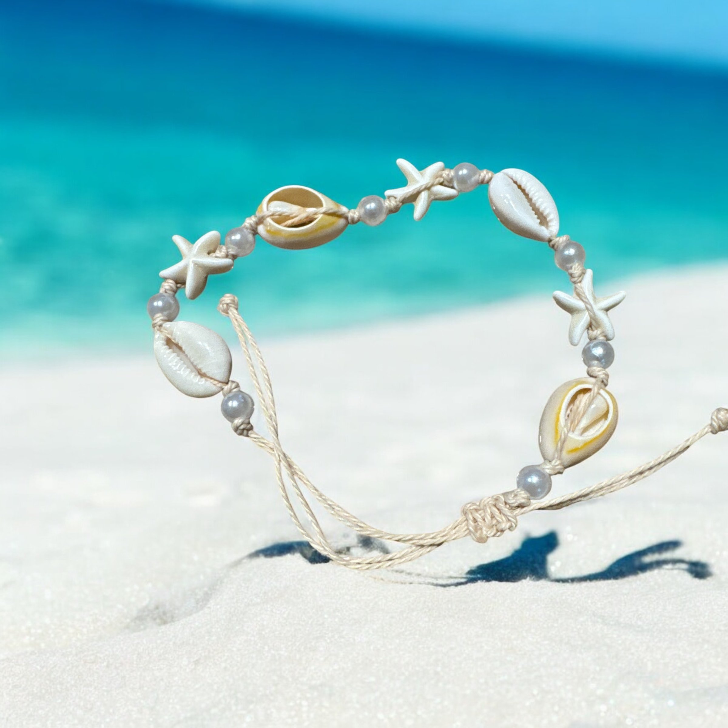 Item 627. Bracelet of shells and pearls