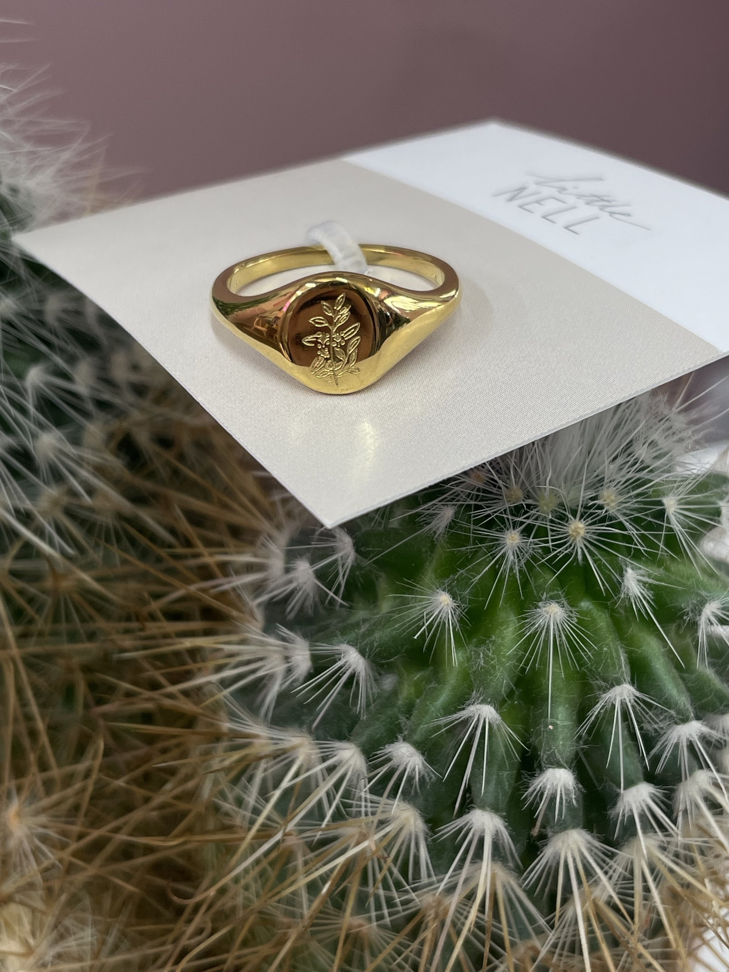 Little Nell - 'Berries' Signet Ring