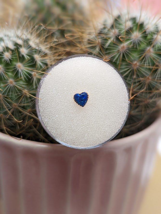 Anatometal 18ct Gold 'Heart'2.jpeg