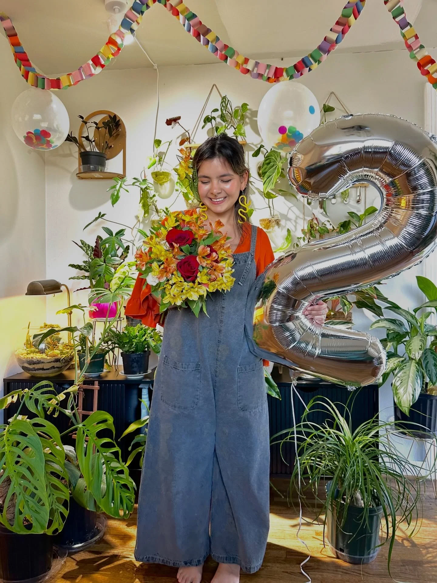 Happy 2nd birthday to Vivatia! I can&rsquo;t believe it&rsquo;s been two years of nurturing this baby🧚 filling new spaces with greenery and sharing my love and knowledge of botanical art.

🌾Like any business, it comes with plenty of challenges, red