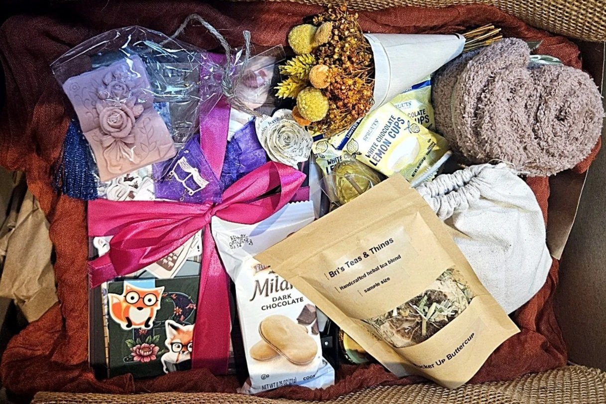 box_0609_packed.jpg