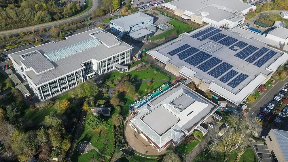 Why Businesses Need Professional Commercial Solar Maintenance Services