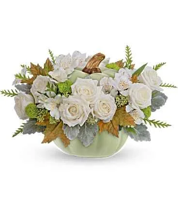 Teleflora'sSerenitySageBouquetPM.jpeg