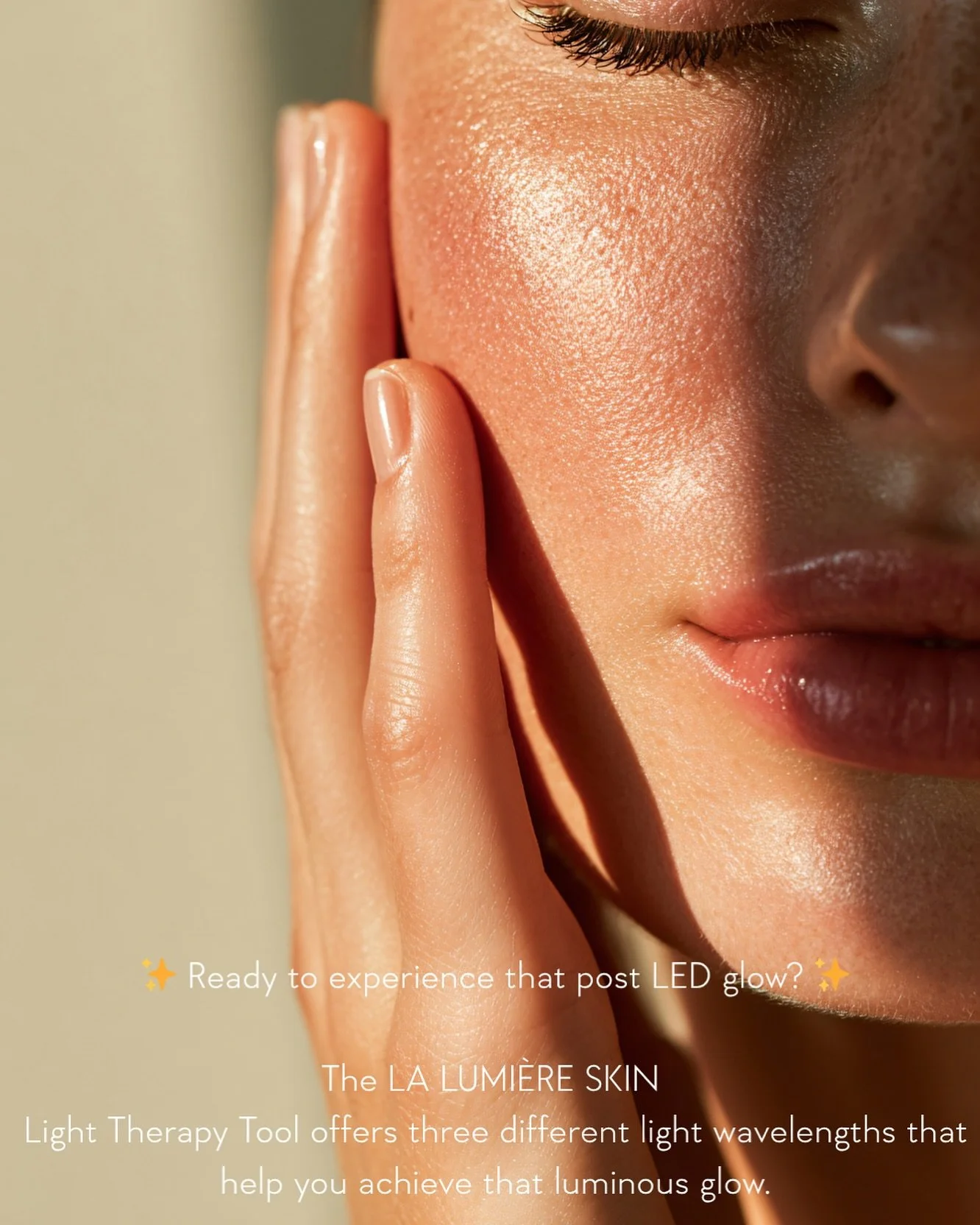 ✨ Ready to experience that post LED glow? ✨ 

The LA LUMI&Egrave;RE SKIN Light Therapy Tool offers three different light wavelengths that may help you achieve that luminous glow. 

#lalumiereskin #glowingskin #flawlessskin #luminousskin #facesculptin