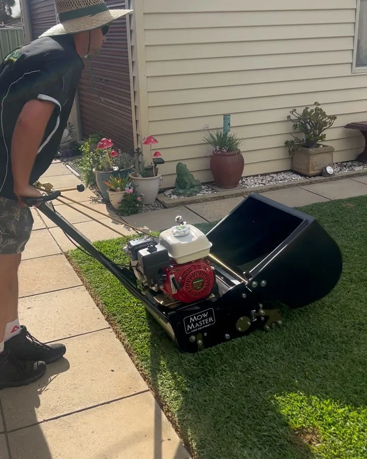 Cylinder mowing starts now 🌱

Want to take your lawn to the next level? Send us a message!

@mowmaster_turfequipment 
#lawn #lawncare #cylindermowing