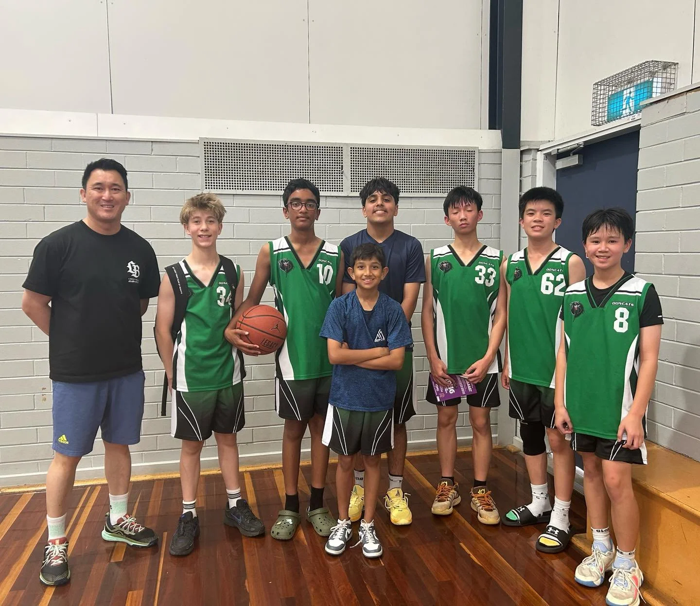 Our Round 9 YOMG Team of the Week goes to the Under 14.6 Boys coached by Andrew 🔥🔥

@yomgburgers #basketball #doncaster #basketballvic