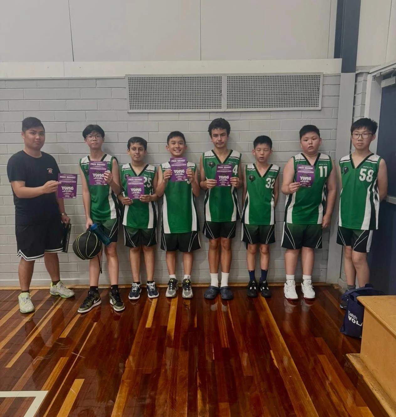 Our YOMG Team of the Week goes to the Under 14.11 Boys. Congrats boys🔥🔥🔥

@yomgburgers #edjba #doncaster #basketball