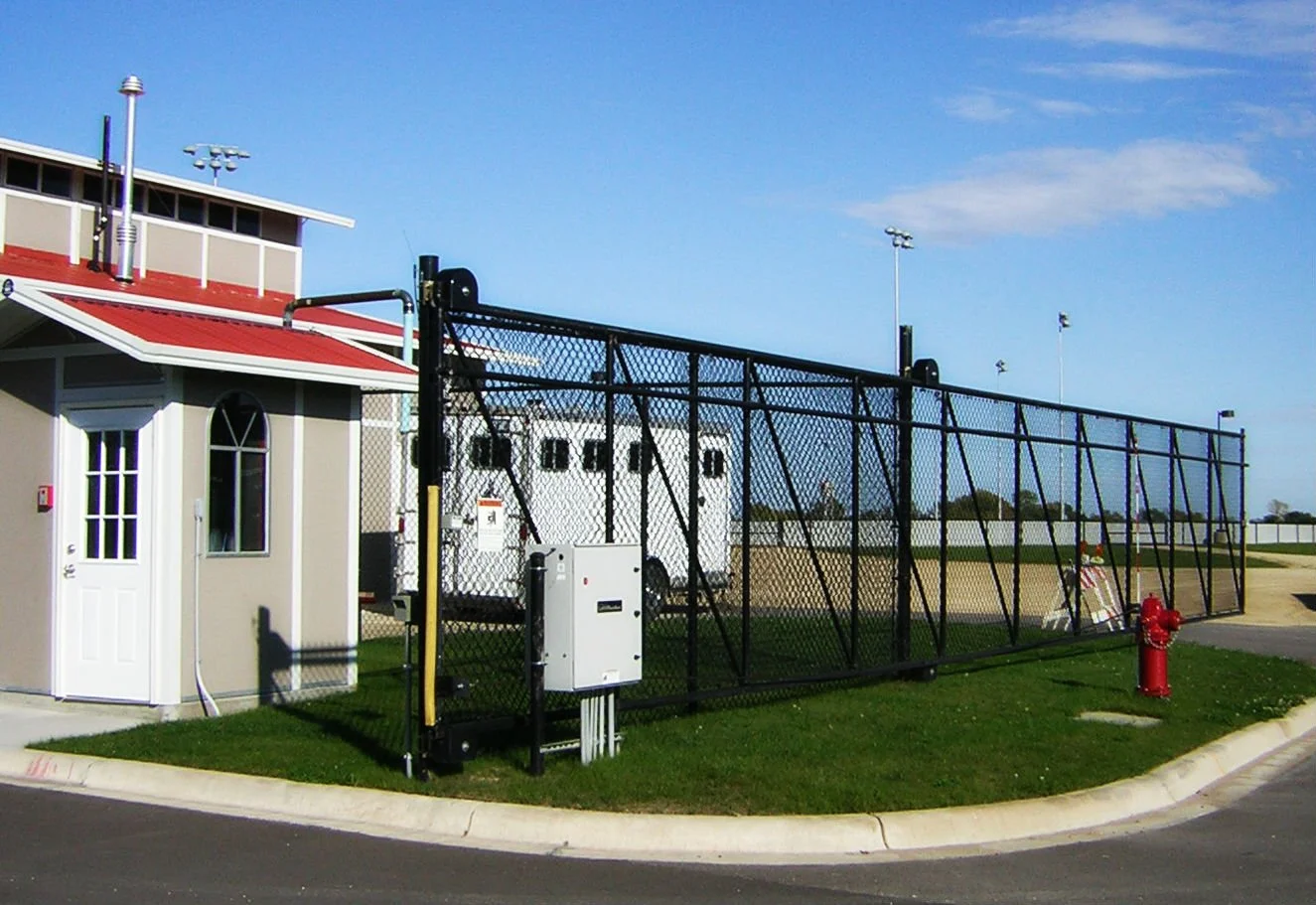 Powered Gate 391.jpg