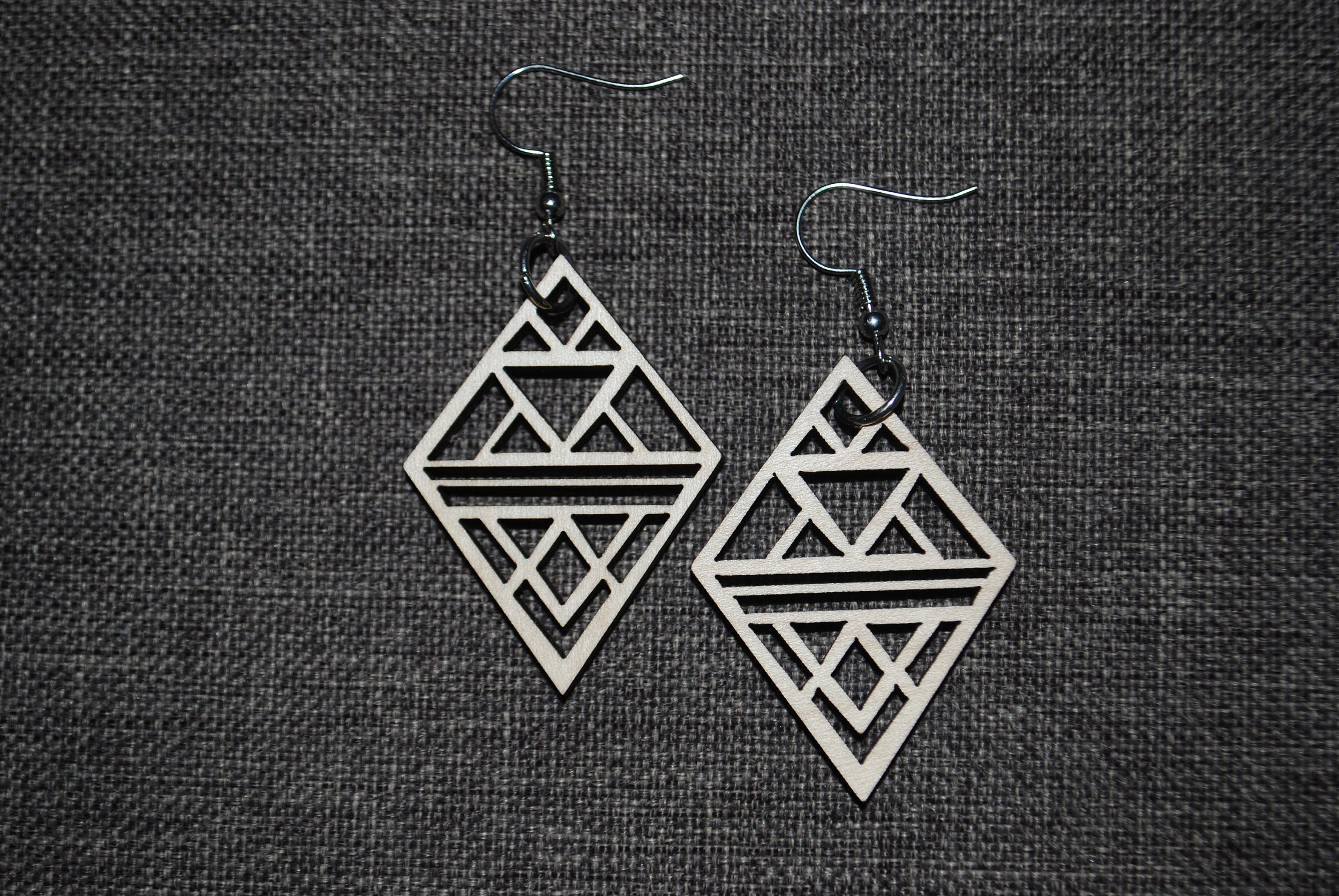 https://i.etsystatic.com/17463219/r/il/6be154/2092672949/il_fullxfull.2092672949_b12h.jpg