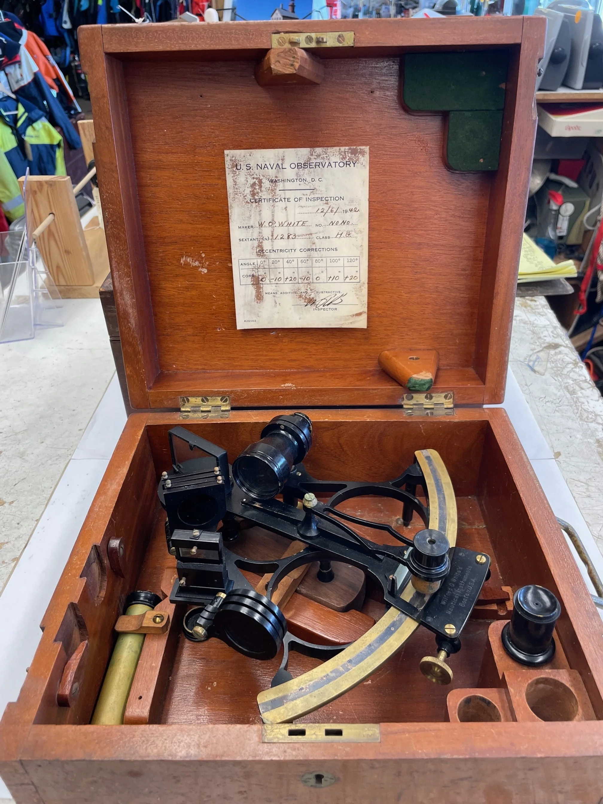 whitesextant.jpg