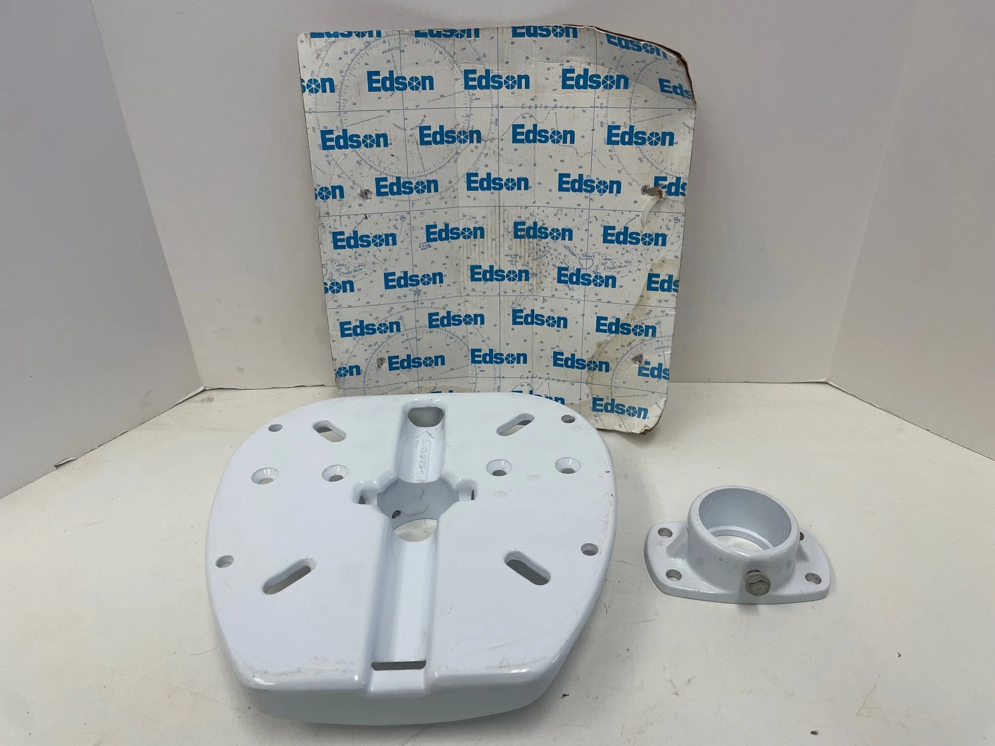 Edson Radar dome top plate and mounting base fig 975 / B480 $175.00