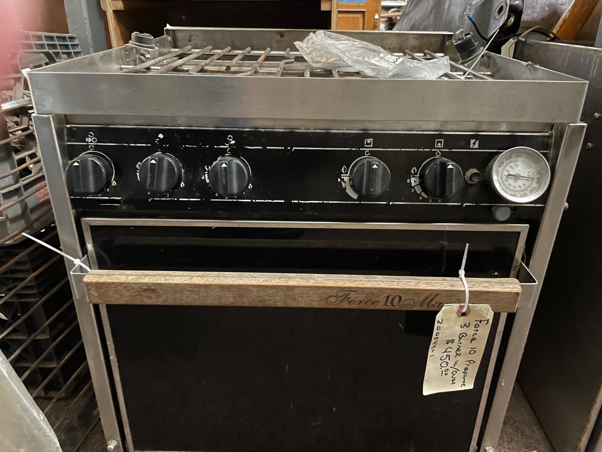 Force 10 3 burner LPG with oven 20-1/2”w x 20”d x 21”H $400