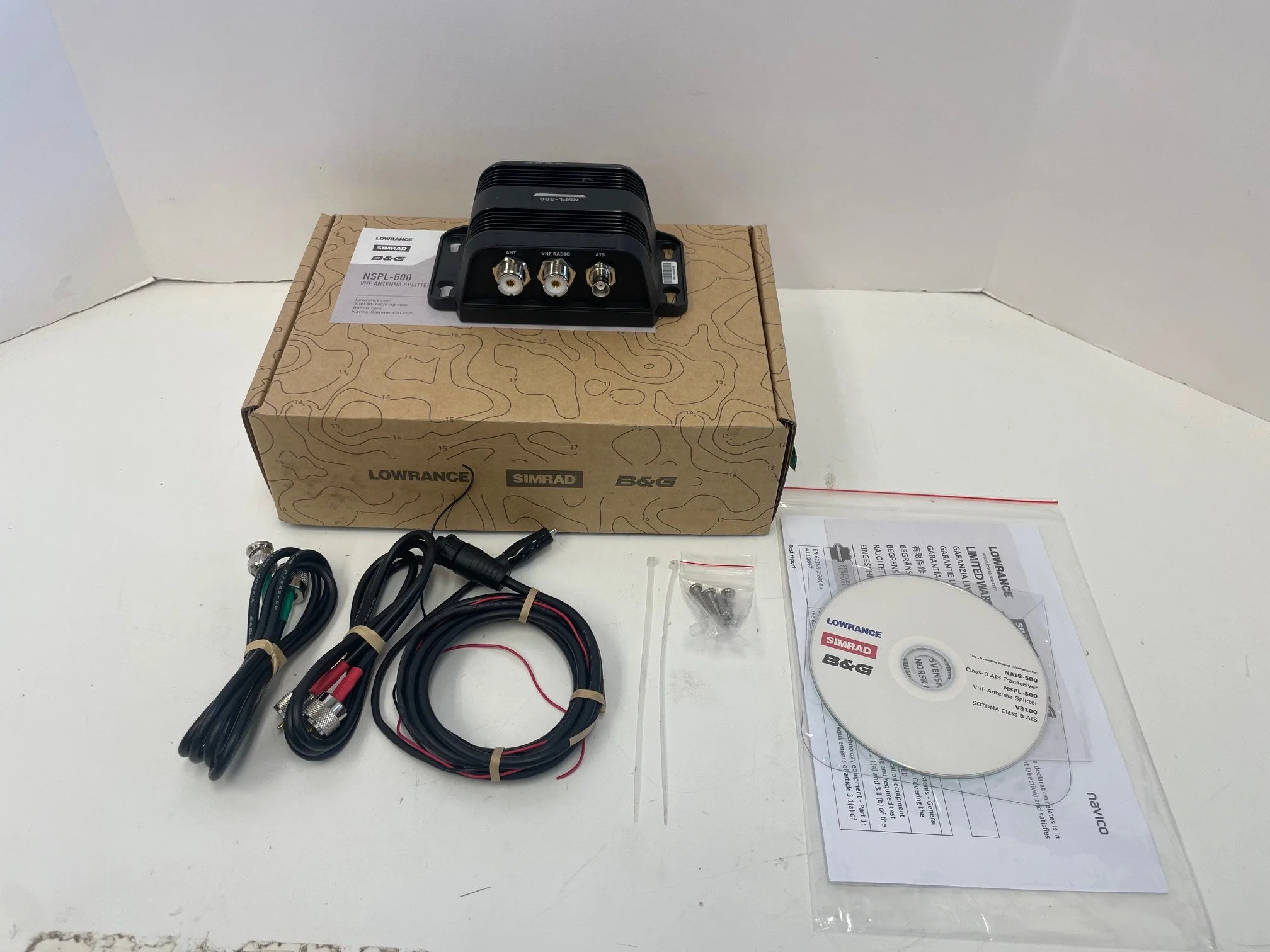 Navico NSPL 500 AIS Splitter - 000-13612-001NEW $200