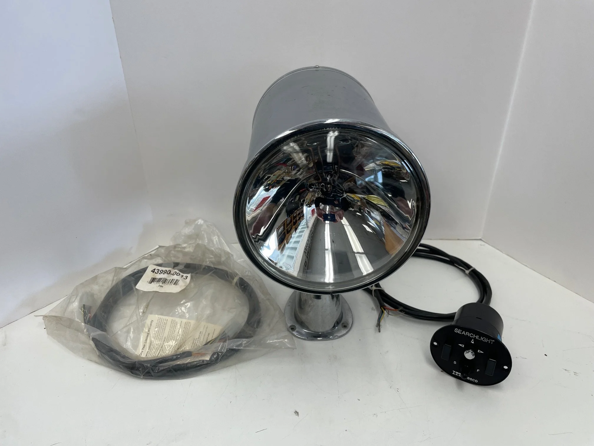 Jabsco Rayline 12v 7” remote spot light, remote and harness joystick control and 15' wiring cable .  350 horizontal sweep and 70 vertical  Brightness:  72,000/90,000 candle $450
