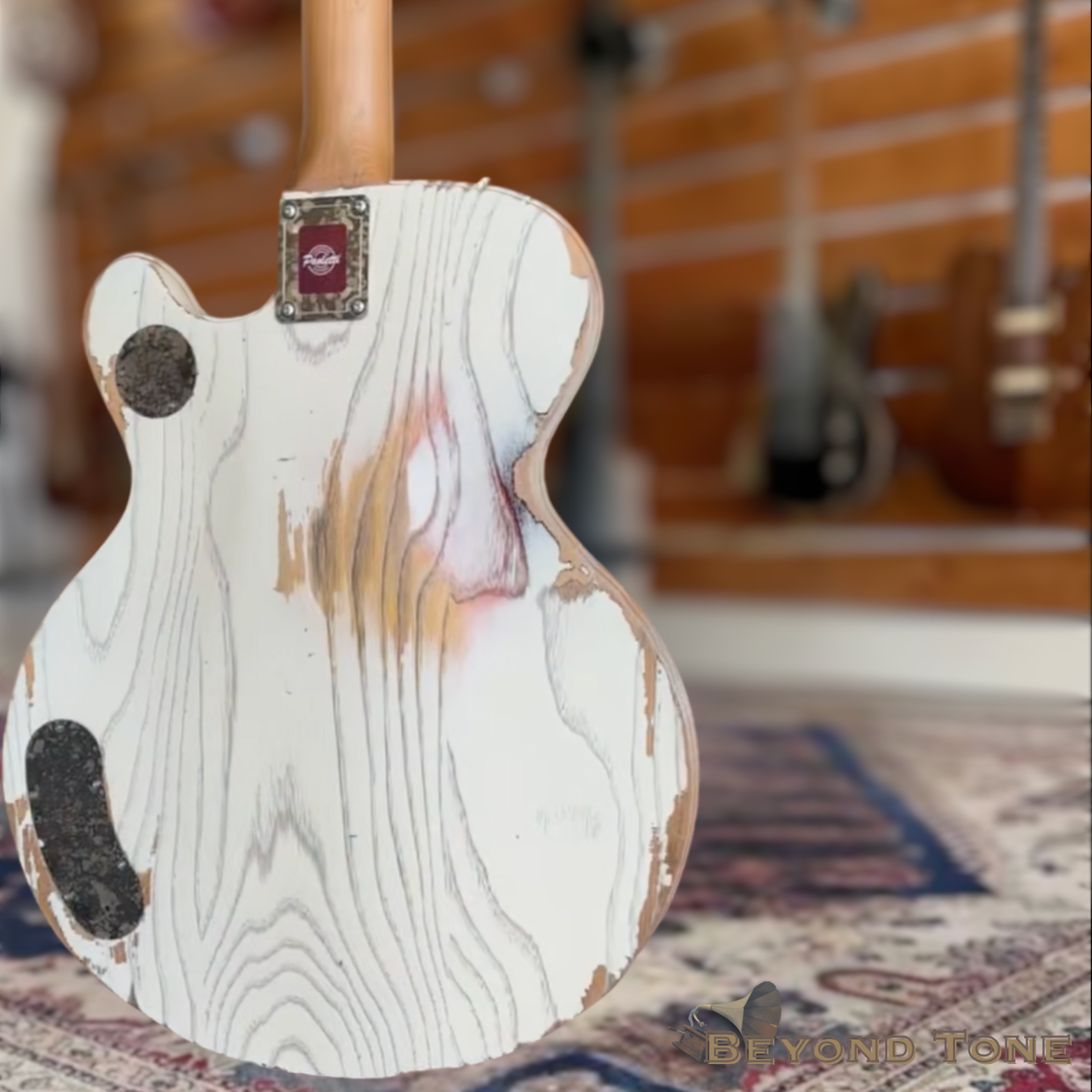 Paoletti 500 loungeguitars (2).png