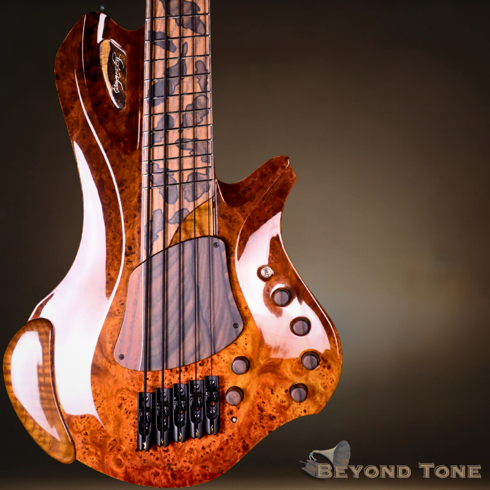 Boyarsky bass guitars copy.png