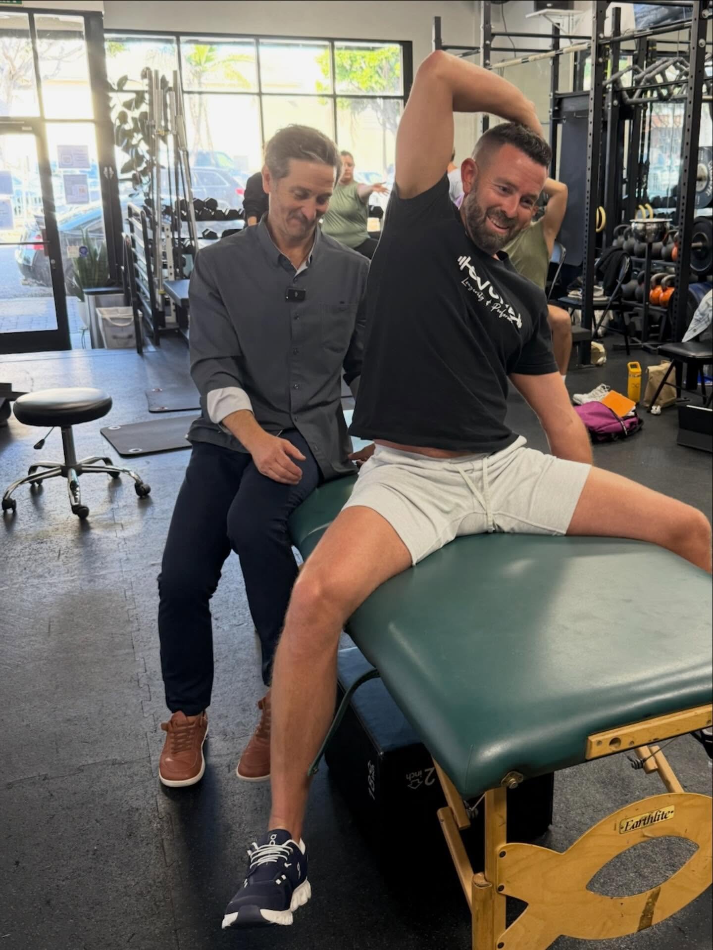 Familiar faces, new students, and two days of education. This weekend reminded us why we teach SomaTherapy and SomaTraining.

Shoulder function, especially overhead and throwing mechanics, cannot be assessed or trained in isolation. The pelvis is the