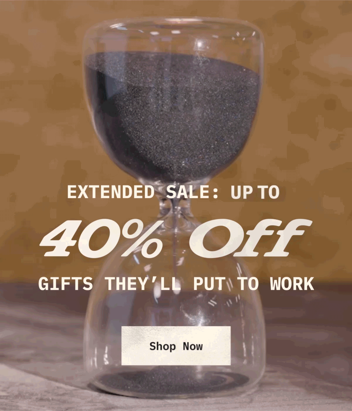 The team shot video of an hourglass for urgency messaging in our Cyber Monday Moment. I later adopted this into the holiday campaign shipping message. 