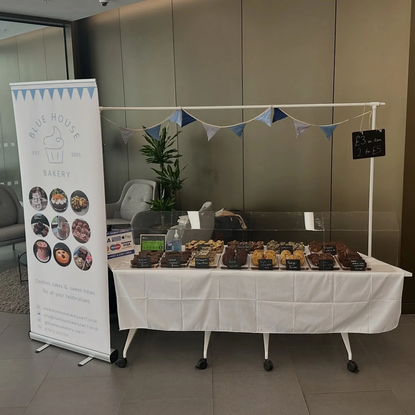 Third time lucky for being back @themonumentbuilding11 🤩 

After having to skip a couple of pop ups at this fabulous venue due to illness and saying goodbye to the beautiful Luna (see second pic for how she used to look at me to try to get food!), I