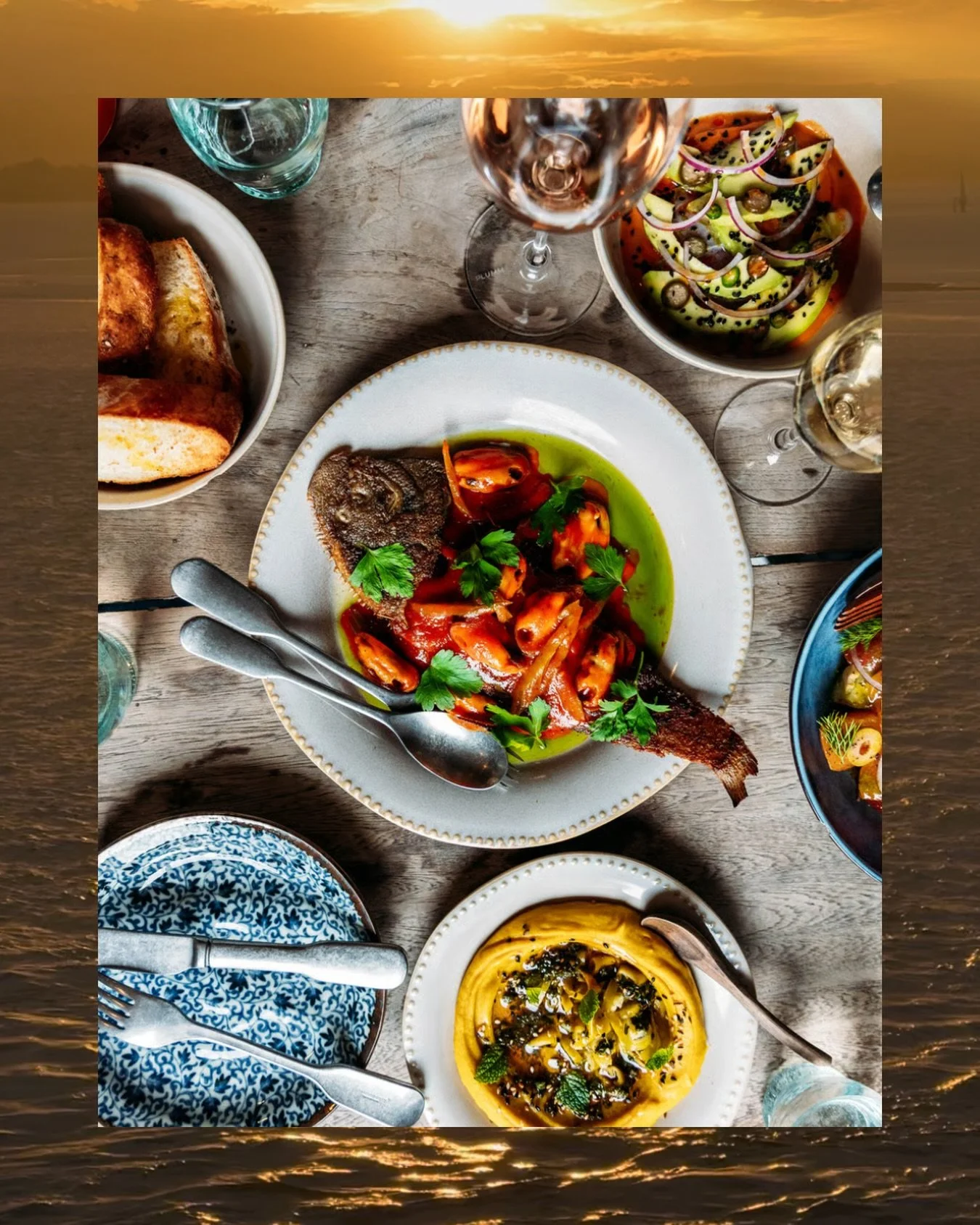 Where the sea speaks softly.
Fresh seafood, sun-drenched flavours, Mediterranean soul at Sofi Wānaka. 

Photo credits: @neatplaces 
#SofiMediterranean #Mediterranean #Restaurant #Wanaka