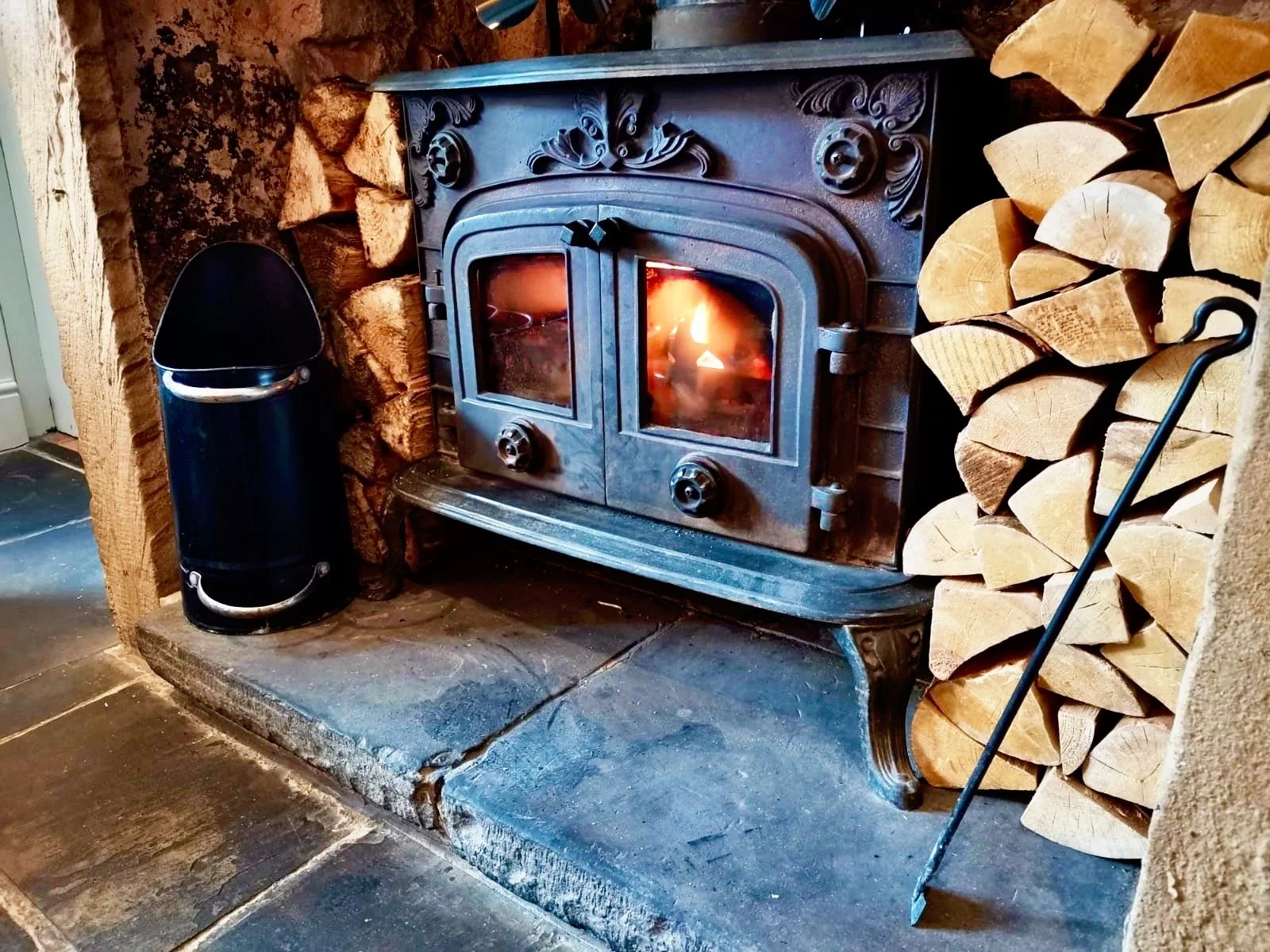 Fireplace.jpg