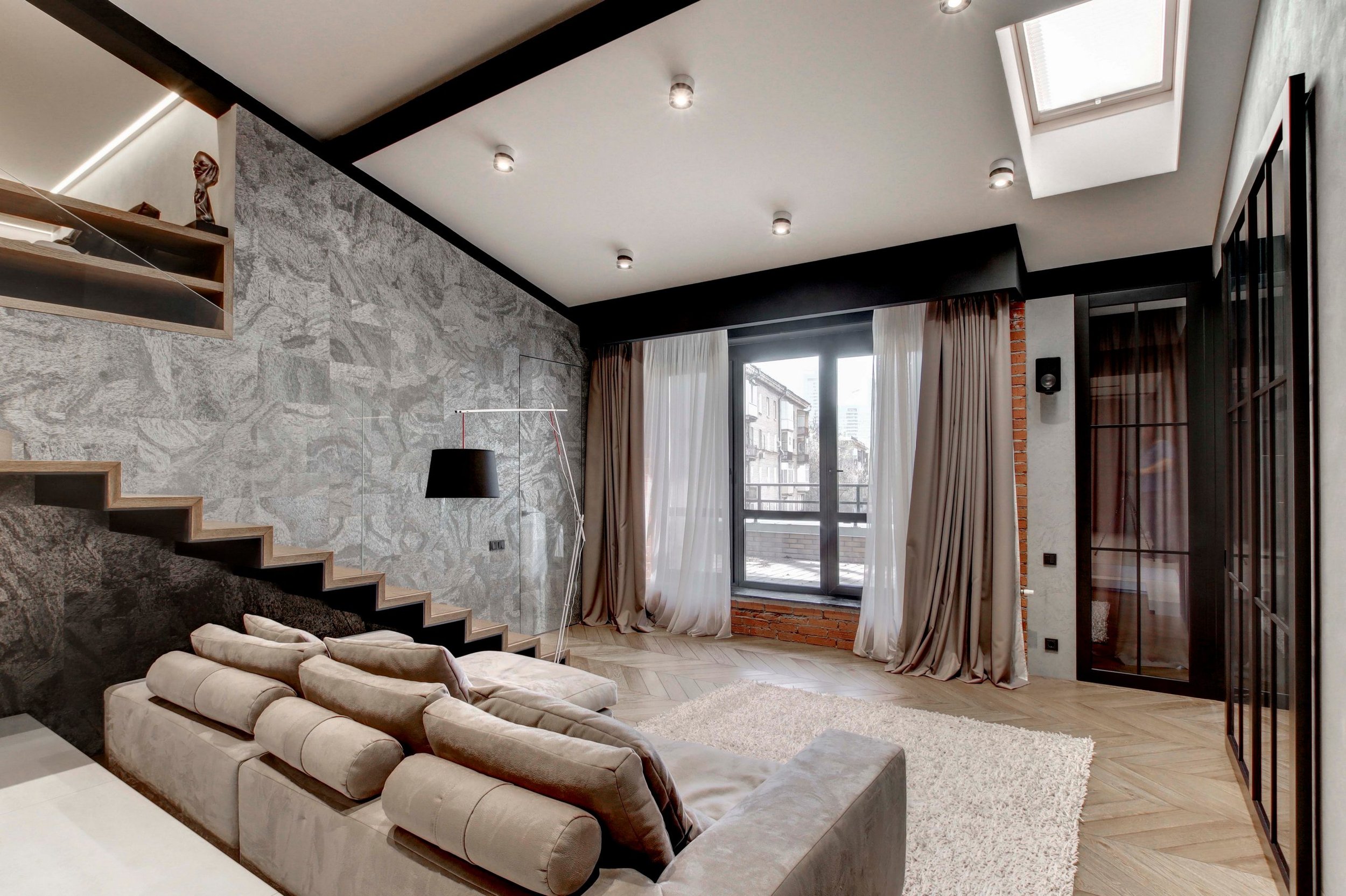 Studio 8_05_2560x1705.JPG