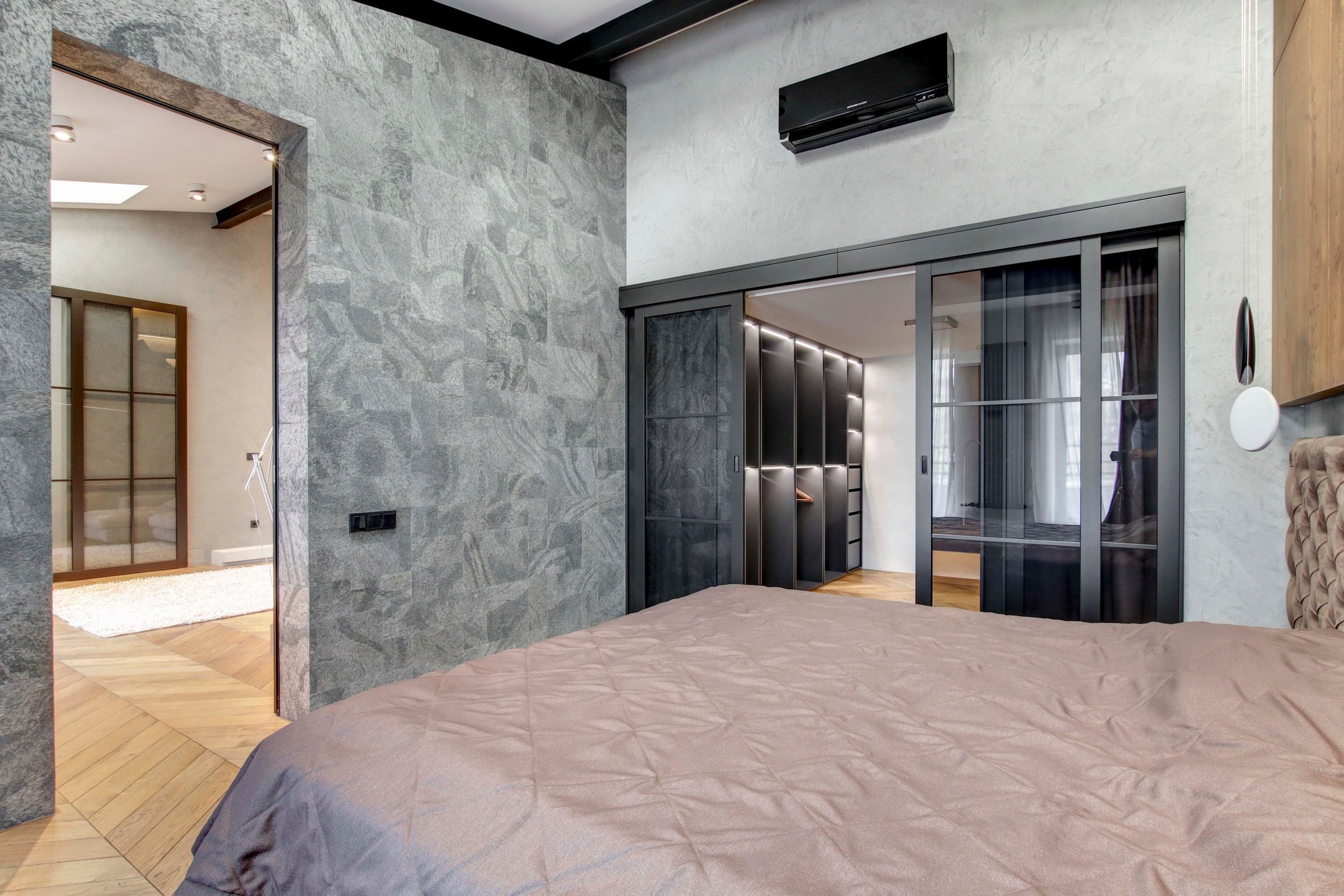 Studio 8_10_2560x1707.JPG