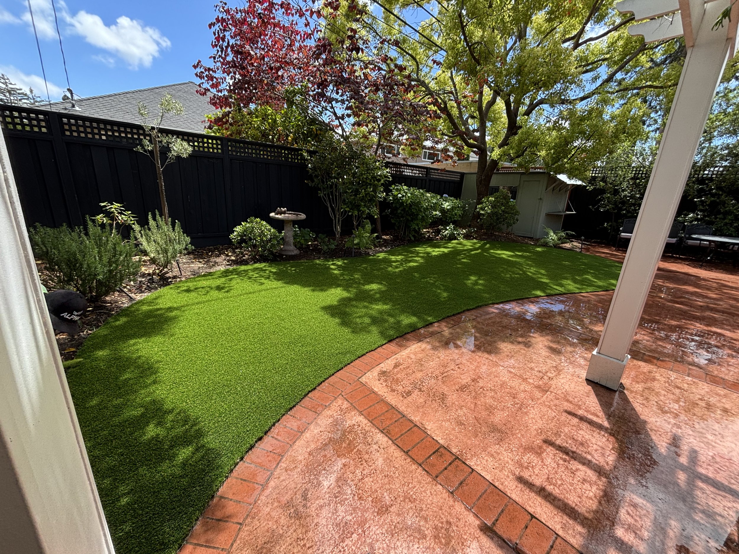 San Mateo Artificial Grass Installation proudly serving the entire San Fransisco Bay Area with Artificial Turf we design every project for our clients needs call us today to get a completely free quote at your site.
