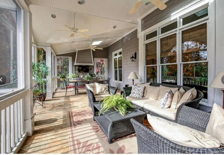 Screened Porch w_Kitchen.jpg